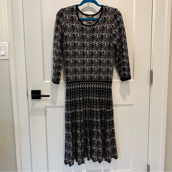 Taylor Fit & Flare Knit Sweater Dress Women’s Size L - Picture 3 of 8